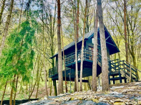 Na Skraju Lasu Domek na Drzewie & Glamping